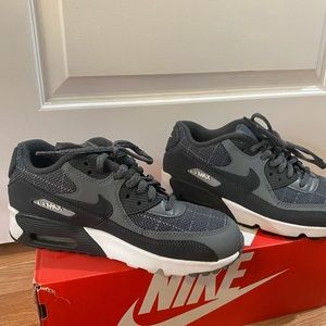 Nike air max size 7